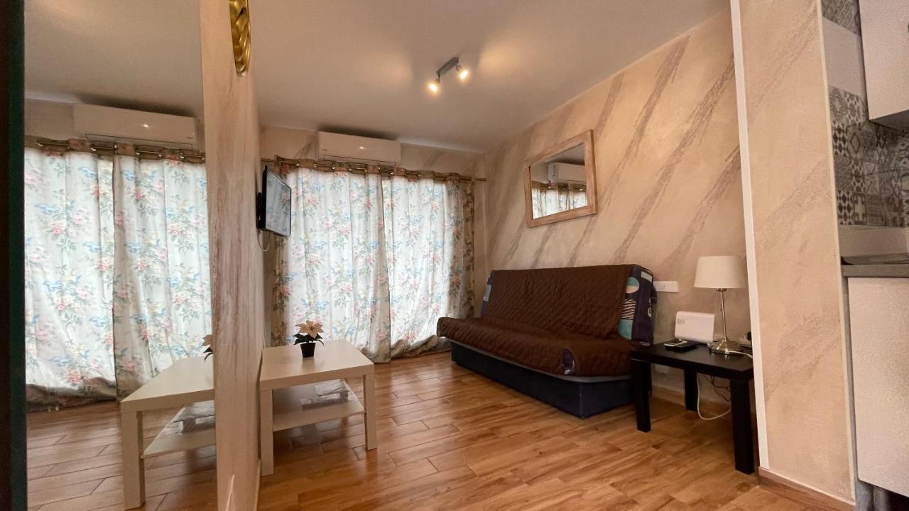 Apartamento Primera Linea Apartment Benalmadena Luaran gambar